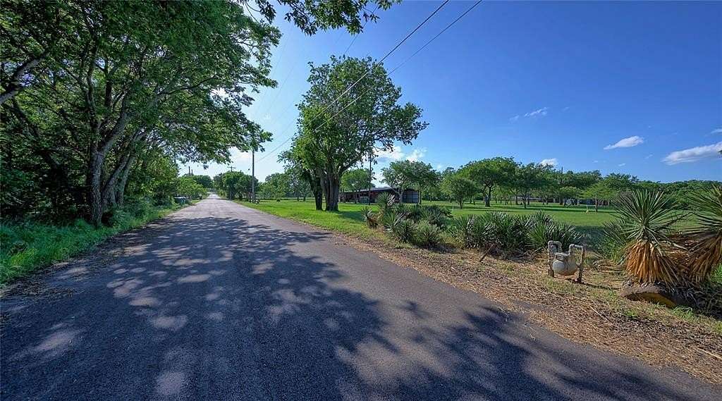 1.36 Acres of Residential Land for Sale in Nocona, Texas