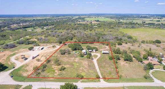 4.845 Acres of Residential Land with Home for Sale in Early, Texas