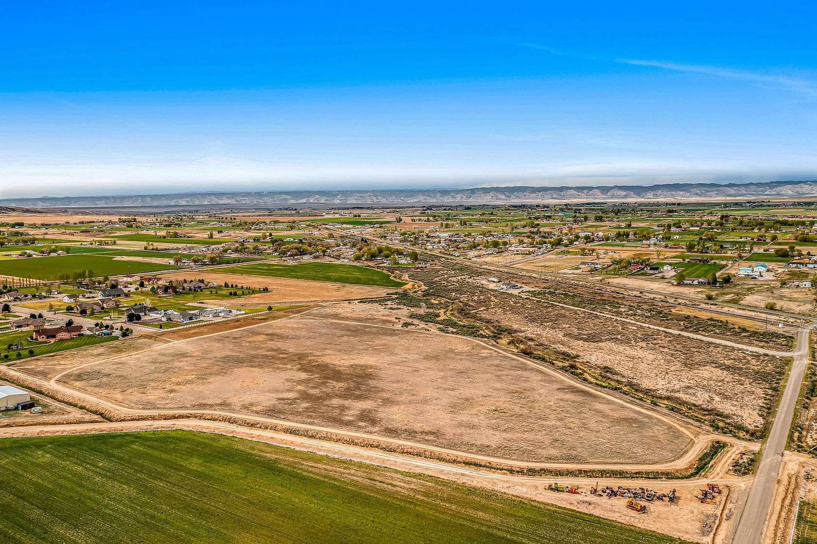 21.12 Acres of Agricultural Land for Sale in Loma, Colorado