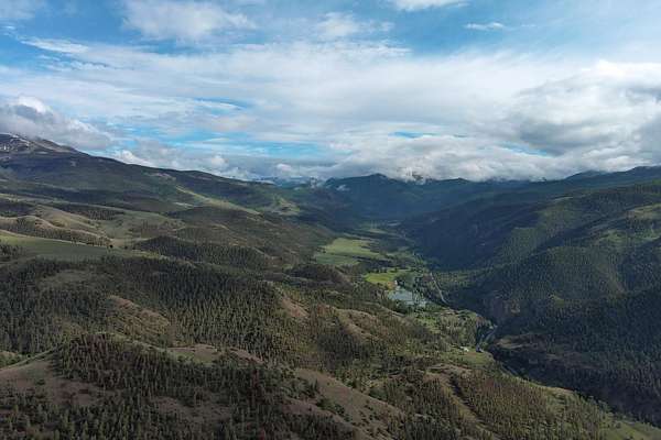 1,065 Acres of Recreational Land with Home for Sale in Lake City, Colorado