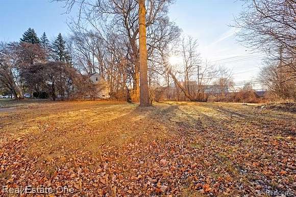 0.75 Acres of Residential Land for Sale in Southfield, Michigan