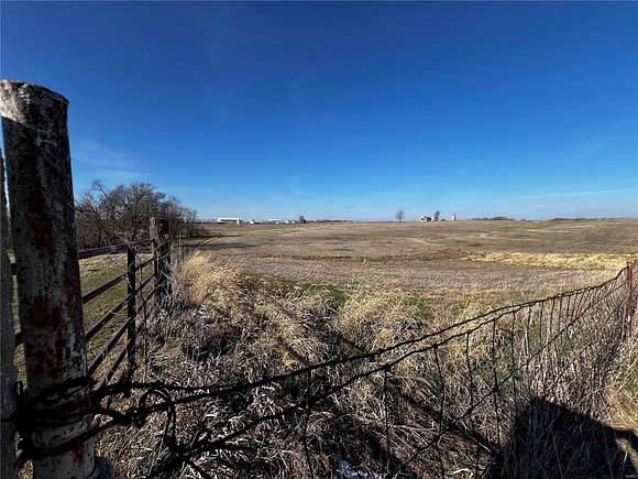 24 Acres of Agricultural Land for Sale in Hannibal, Missouri