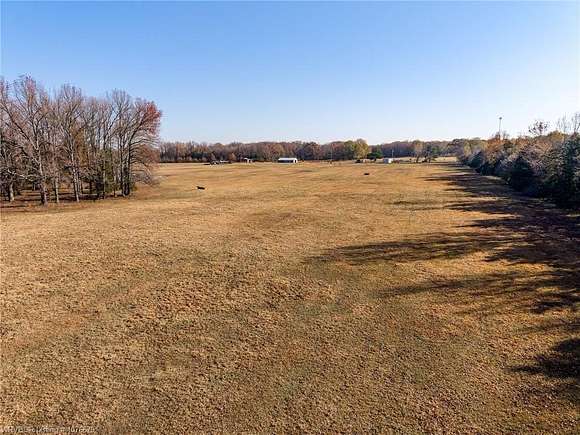 8.49 Acres of Commercial Land for Sale in Alma, Arkansas