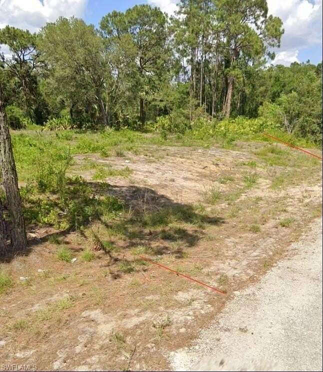 Residential Land for Sale in Lehigh Acres, Florida