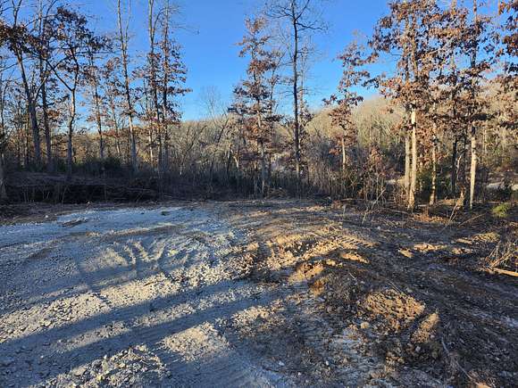 1.375 Acres of Land for Sale in Mountain Grove, Missouri