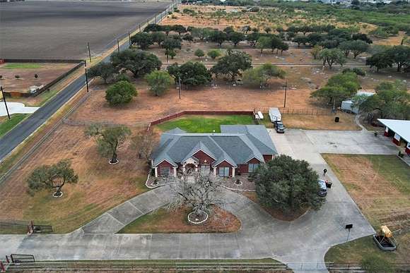 16.85 Acres of Land with Home for Sale in Odem, Texas