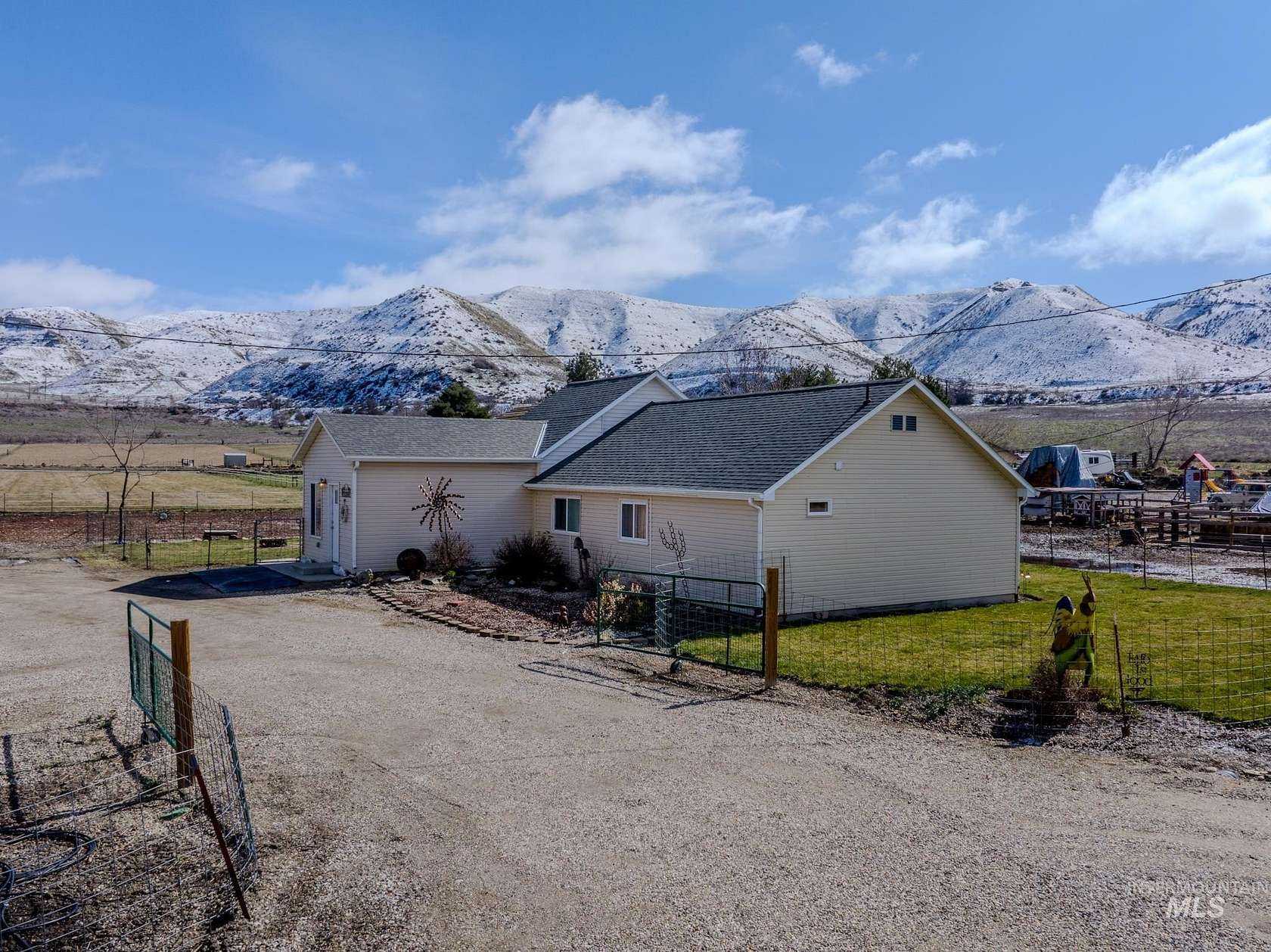 5.1 Acres of Land with Home for Sale in Emmett, Idaho