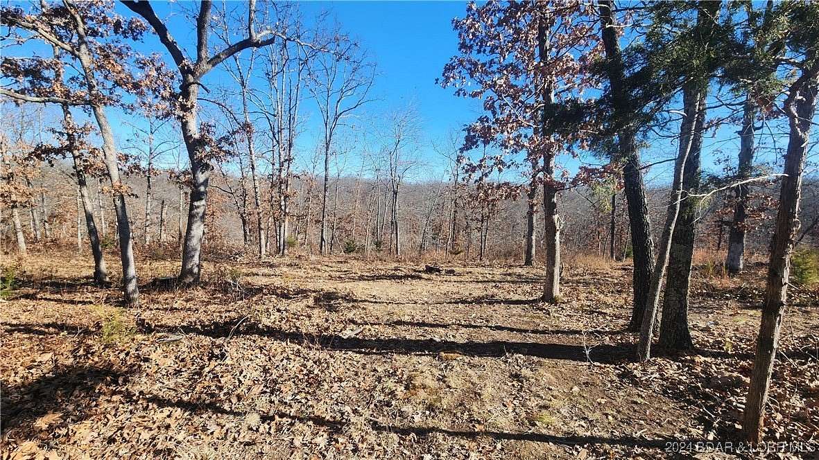 5 Acres of Residential Land for Sale in Versailles, Missouri