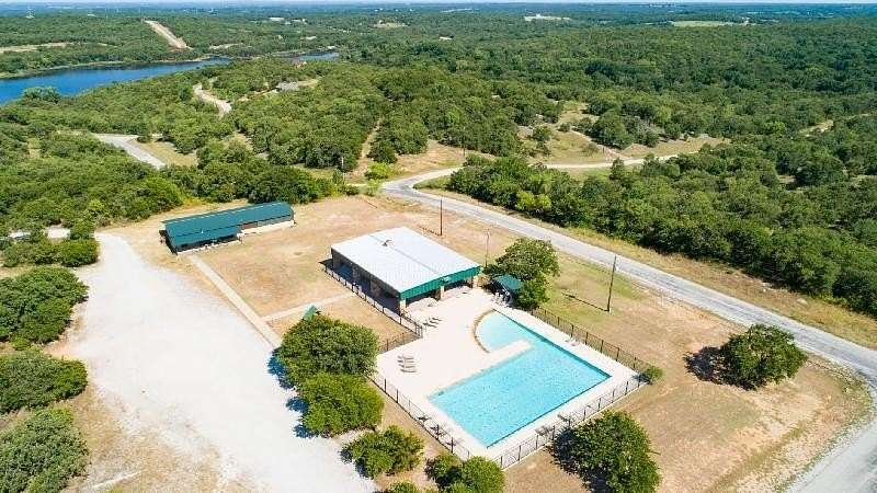 2 Acres of Residential Land for Sale in Bowie, Texas