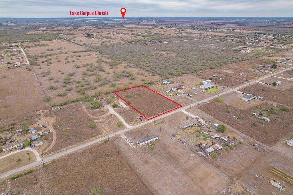 1.658 Acres of Land for Sale in Orange Grove, Texas