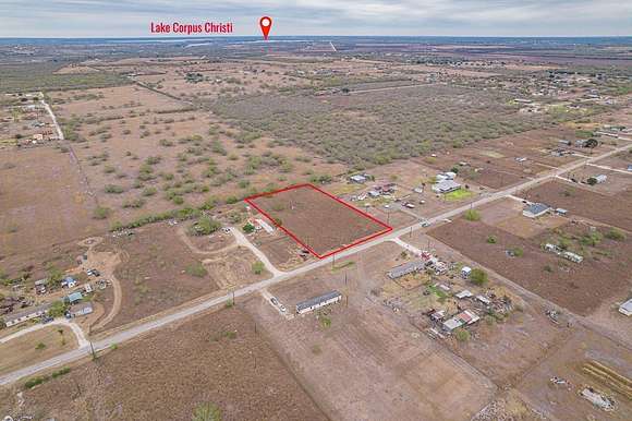 1.66 Acres of Residential Land for Sale in Orange Grove, Texas