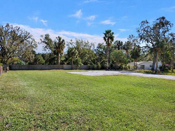 0.4 Acres of Residential Land for Sale in Tampa, Florida