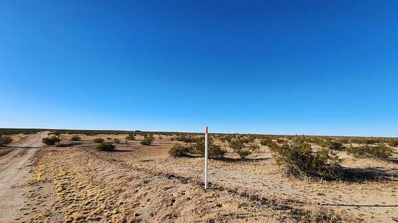 10.278 Acres of Land for Sale in Lancaster, California