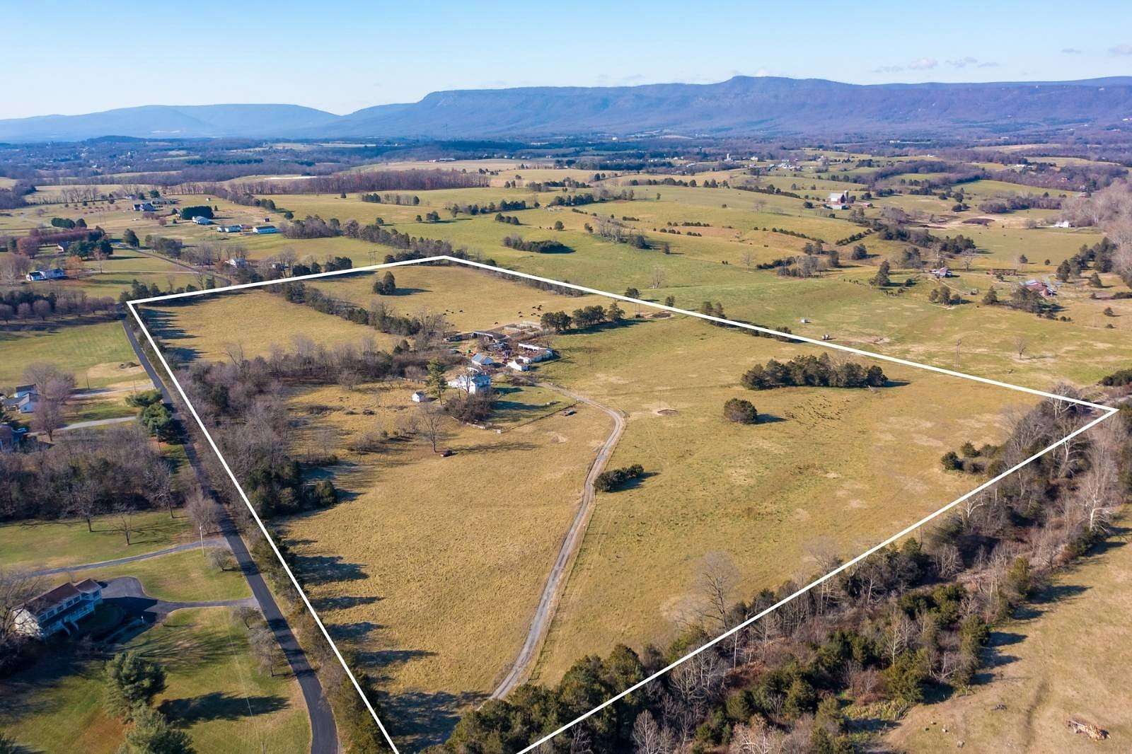 40 Acres of Land with Home for Sale in Luray, Virginia