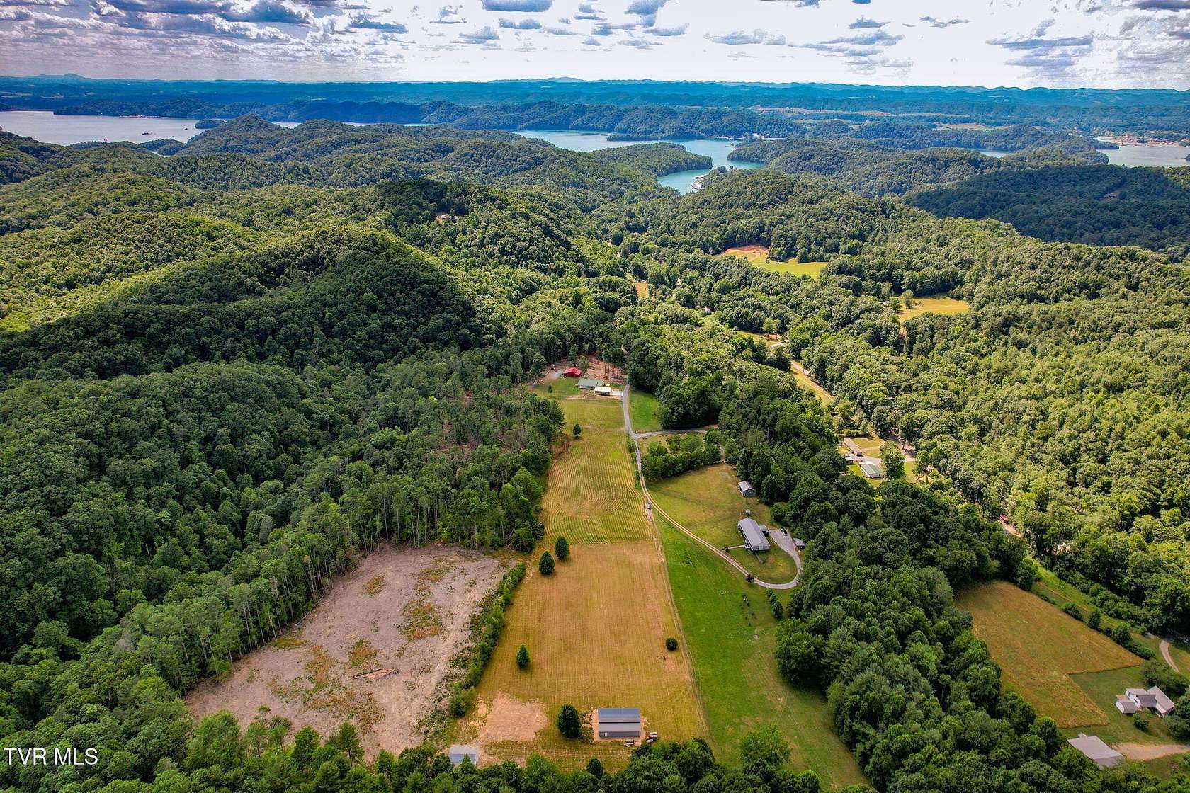 15 Acres of Recreational Land for Sale in Bristol, Tennessee