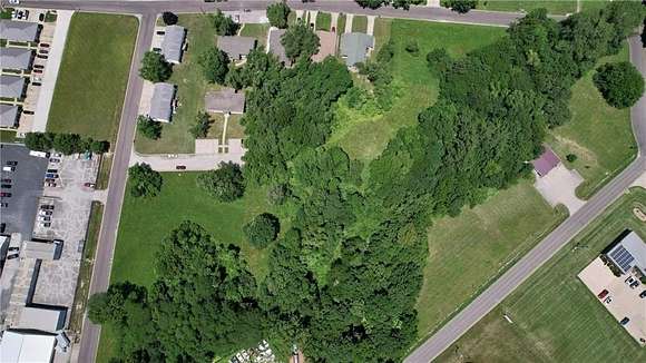 6 Acres of Residential Land for Sale in Sedalia, Missouri