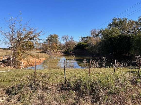 10.012 Acres of Land with Home for Sale in Eustace, Texas