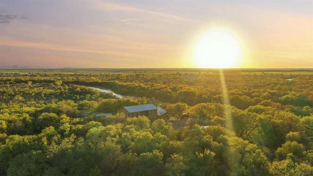 495.49 Acres of Land for Sale in Olney, Texas