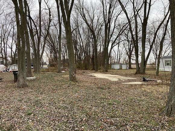 0.351 Acres of Land for Sale in Braidwood, Illinois