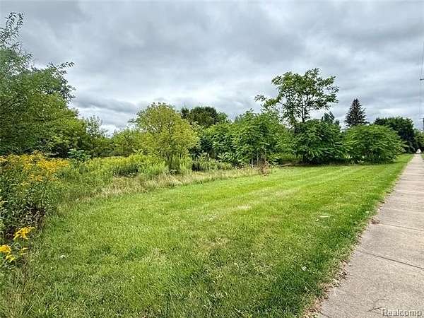 1.72 Acres of Commercial Land for Sale in Burton, Michigan