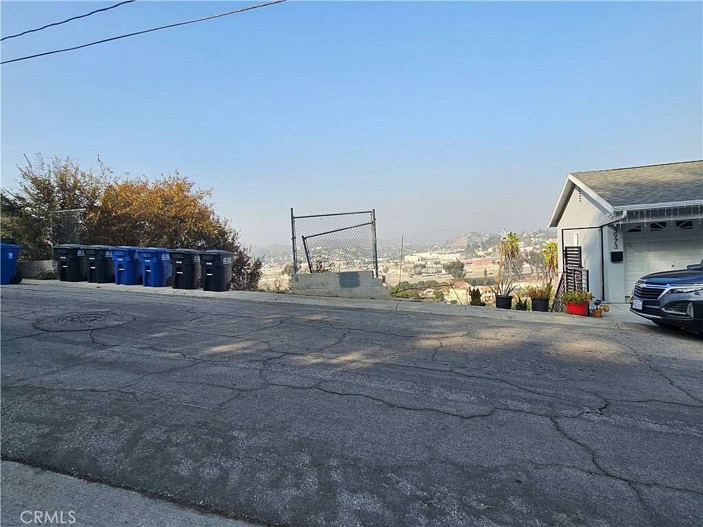 0.121 Acres of Land for Sale in Los Angeles, California