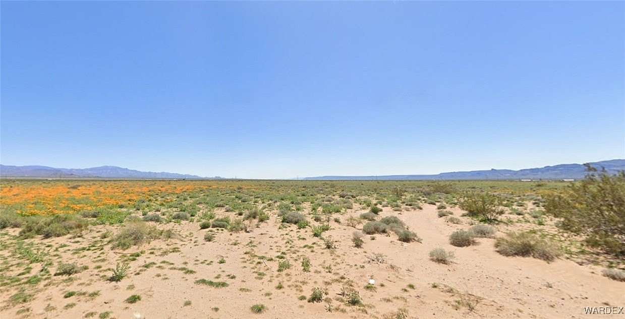 40 Acres of Land for Sale in Golden Valley, Arizona