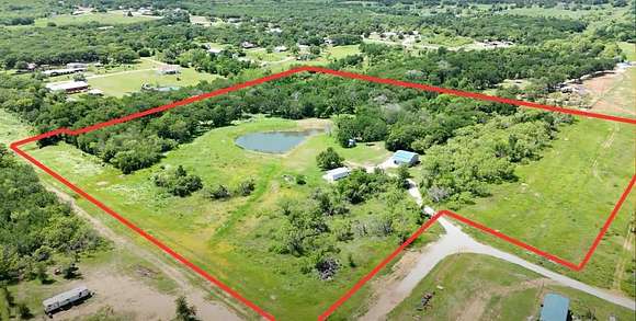 19 Acres of Recreational Land with Home for Sale in Whitney, Texas