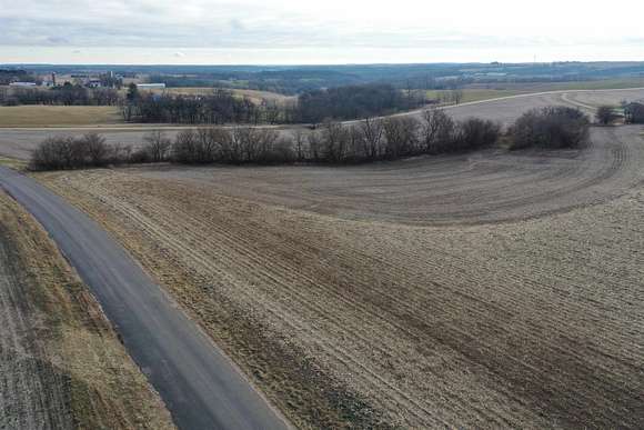 5 Acres of Residential Land for Sale in Mount Horeb, Wisconsin