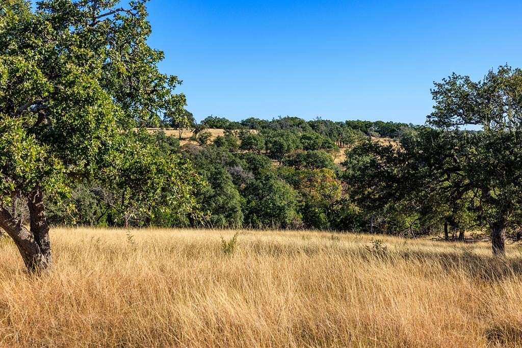 10.09 Acres of Land for Sale in Kerrville, Texas