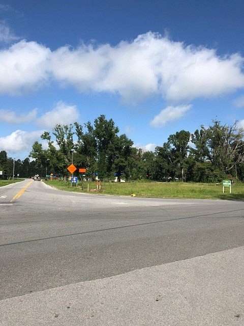 1.51 Acres of Commercial Land for Sale in Wewahitchka, Florida