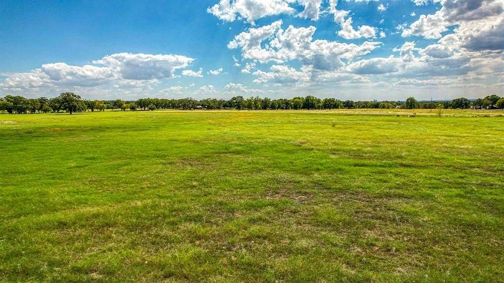 2 Acres of Land for Sale in Granbury, Texas