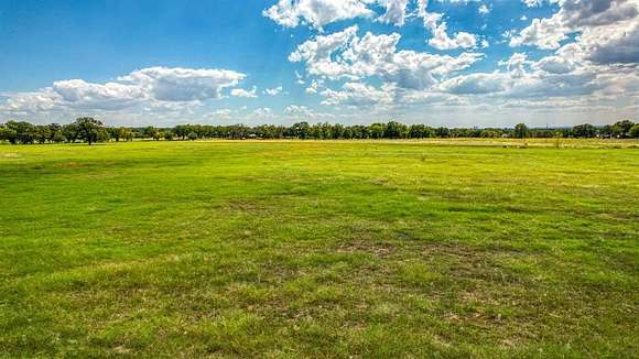 2 Acres of Land for Sale in Granbury, Texas