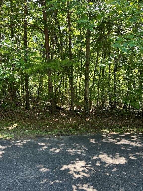 5 Acres of Residential Land for Sale in Talking Rock, Georgia