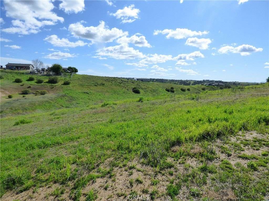 1 Acre of Residential Land for Sale in Paso Robles, California