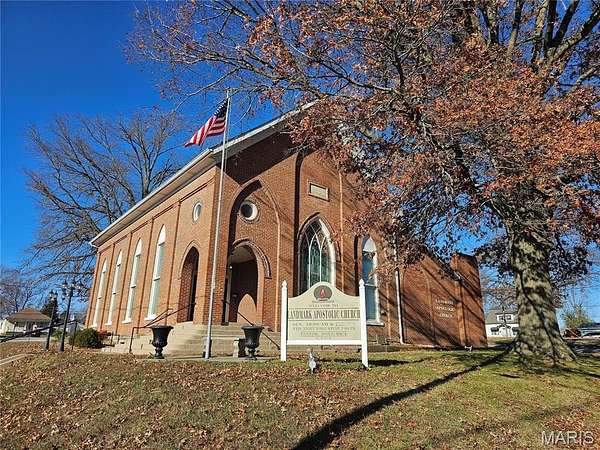 0.5 Acres of Land for Sale in Sparta, Illinois