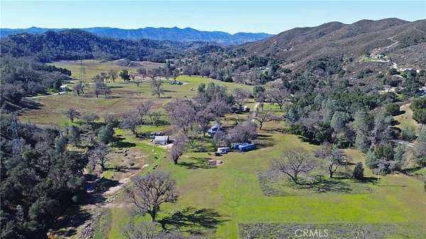 20 Acres of Land with Home for Sale in Santa Margarita, California
