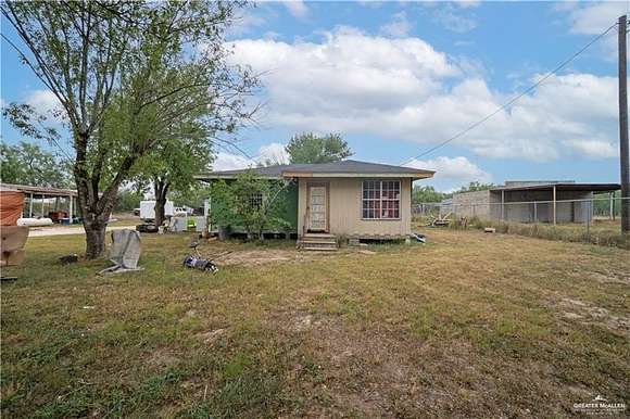 3.23 Acres of Residential Land with Home for Sale in Mercedes, Texas