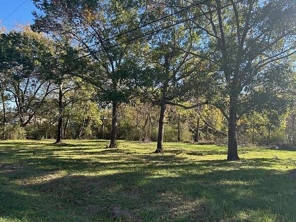 0.5 Acres of Residential Land for Sale in Malakoff, Texas