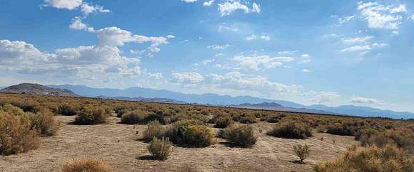 2.582 Acres of Land for Sale in Lancaster, California