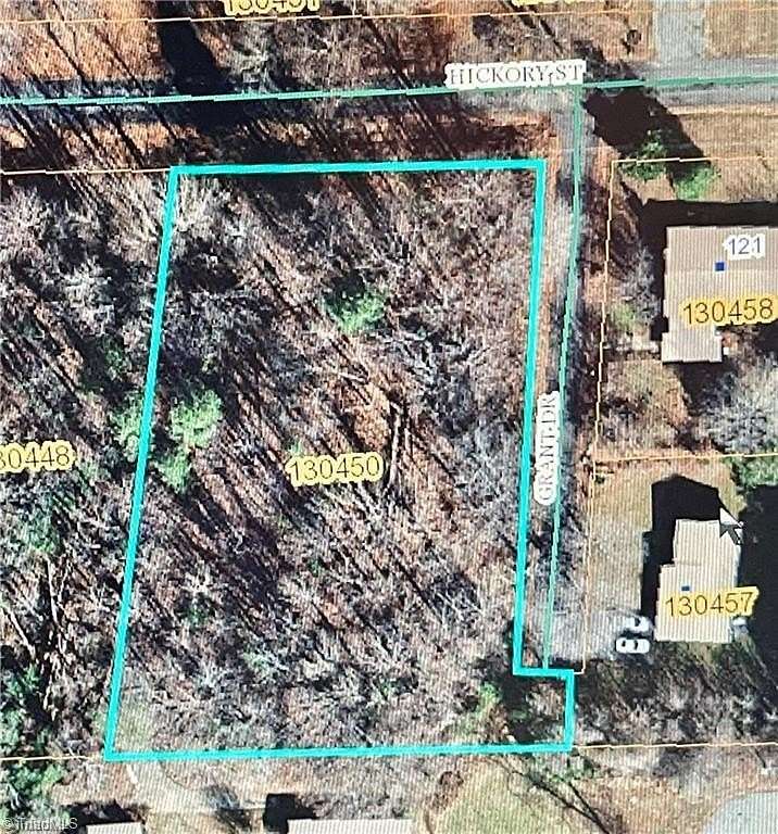 1 Acre of Land for Sale in Yadkinville, North Carolina