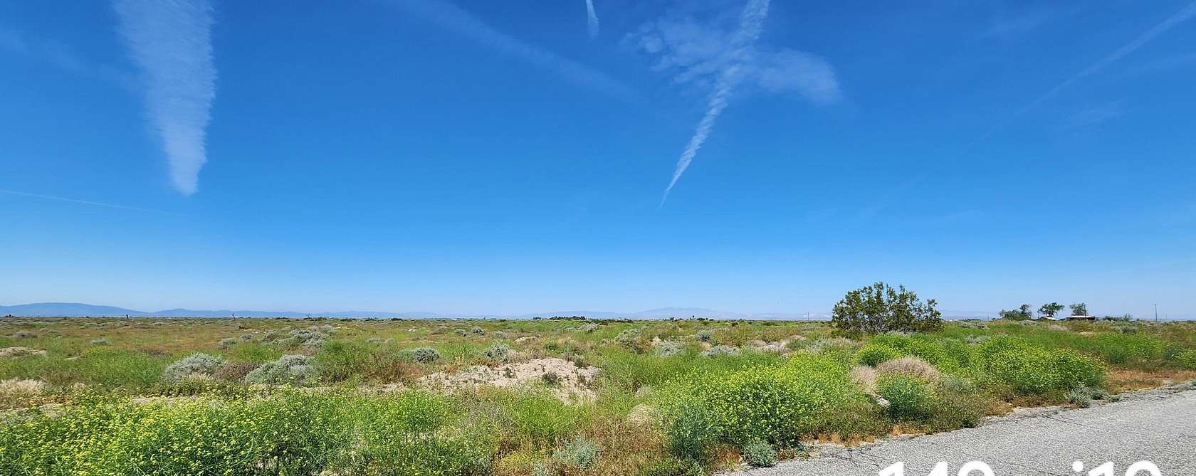 2.175 Acres of Land for Sale in Lancaster, California