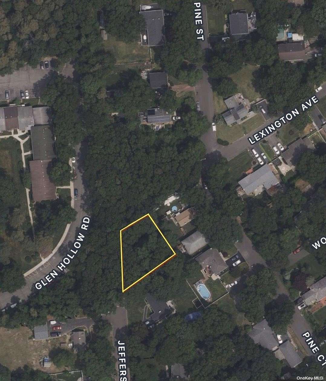 0.21 Acres of Residential Land for Sale in Brookhaven, New York