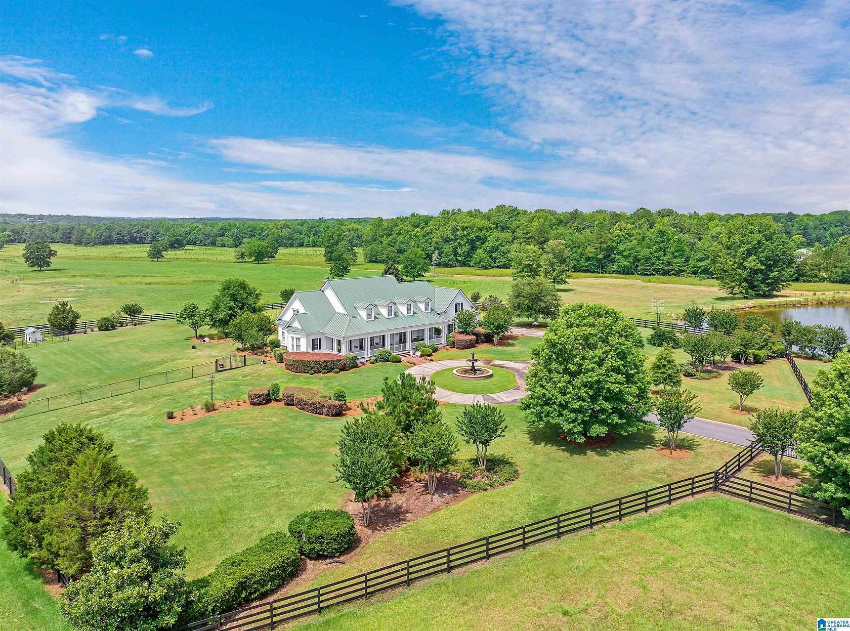 164 Acres of Land with Home for Sale in Eclectic, Alabama