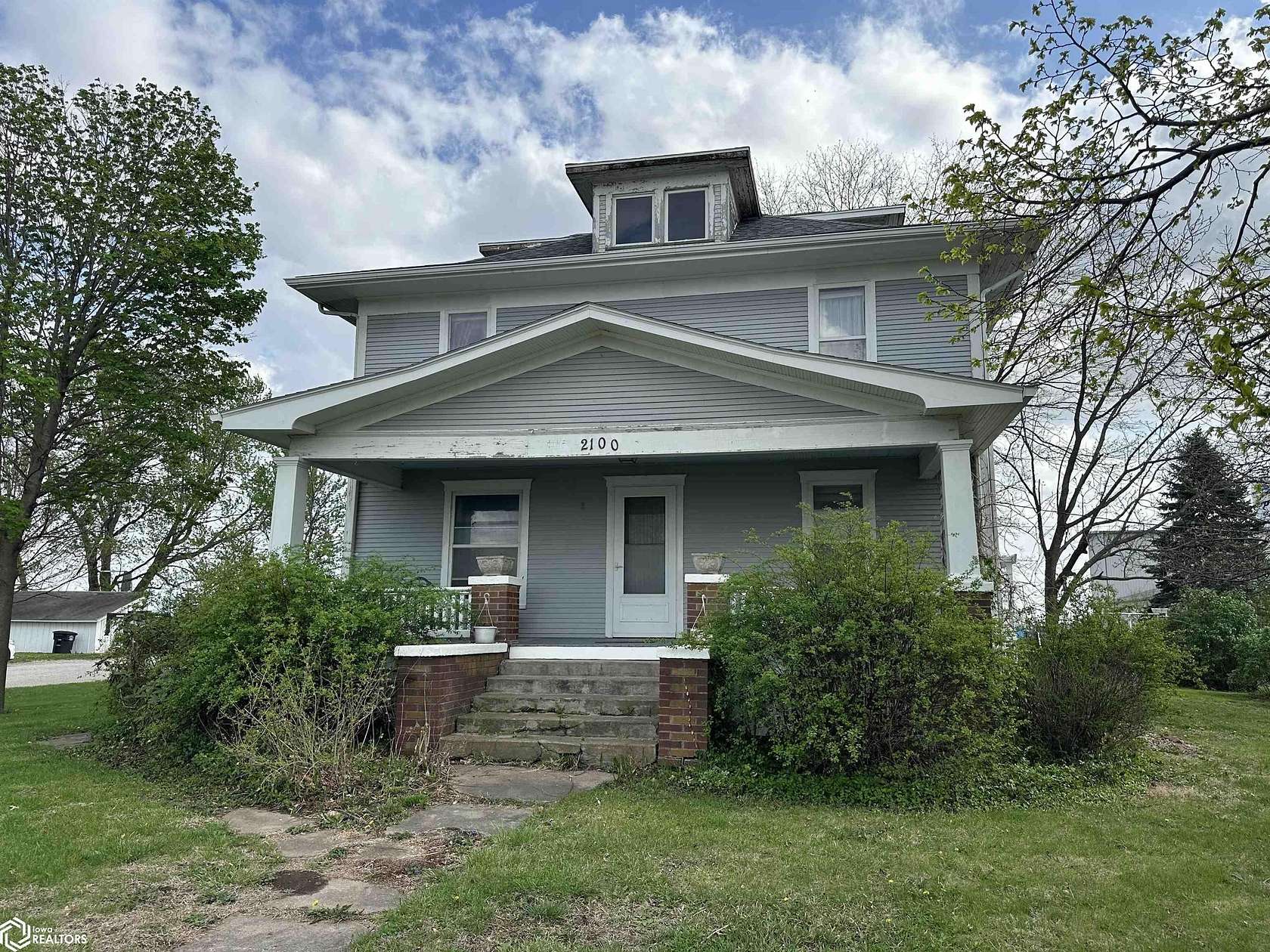 2.23 Acres of Improved Mixed-Use Land for Sale in Mount Pleasant, Iowa