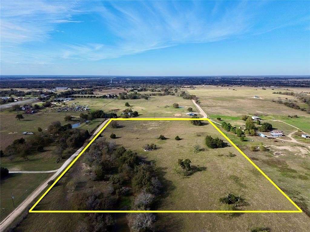 10.01 Acres of Recreational Land for Sale in Calvert, Texas