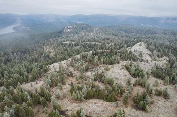 40 Acres of Recreational Land for Sale in Nine Mile Falls, Washington