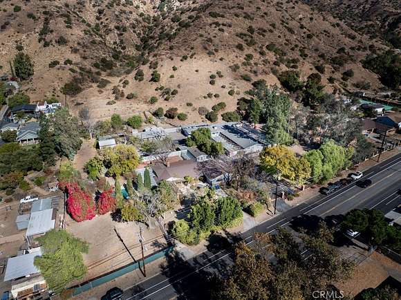 9.902 Acres of Residential Land with Home for Sale in Sun Valley, California