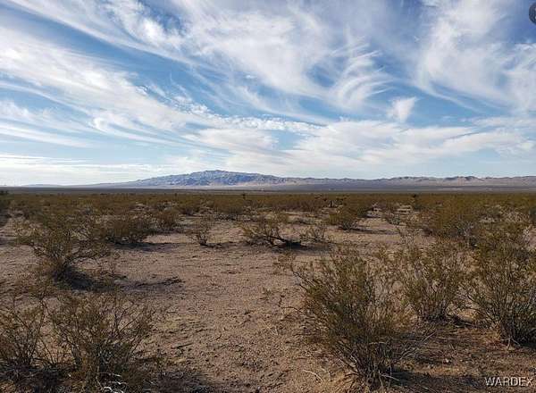 1 Acre of Land for Sale in White Hills, Arizona