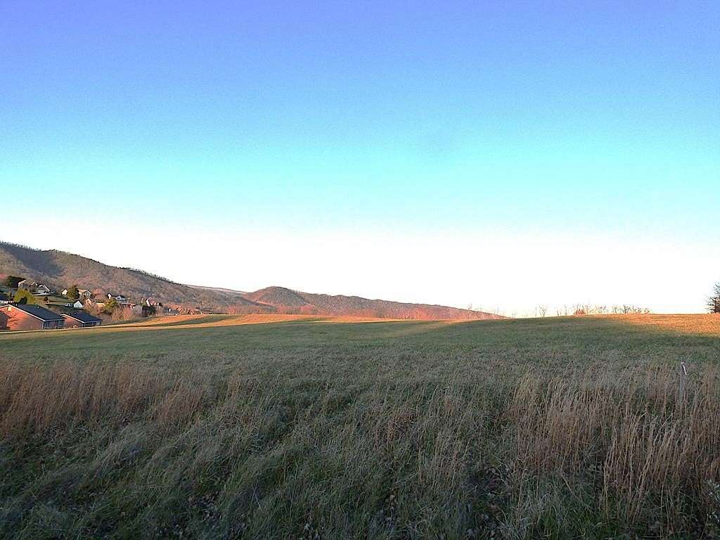 2.013 Acres of Residential Land for Sale in Wytheville, Virginia