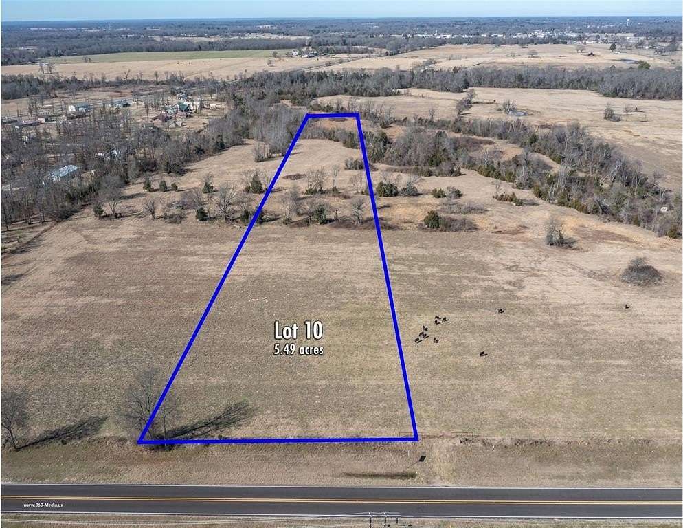 5.49 Acres of Land for Sale in Emory, Texas